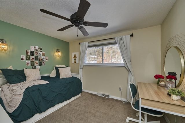 202 Brewer St, Northborough, MA 01532