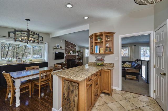 202 Brewer St, Northborough, MA 01532