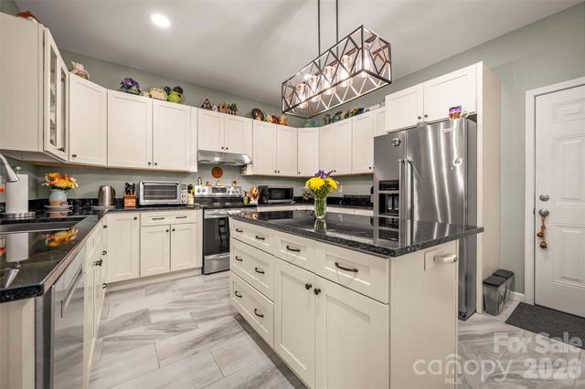 88 Pounding Mill None, Hendersonville, NC 28792