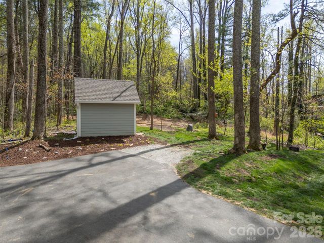 88 Pounding Mill None, Hendersonville, NC 28792