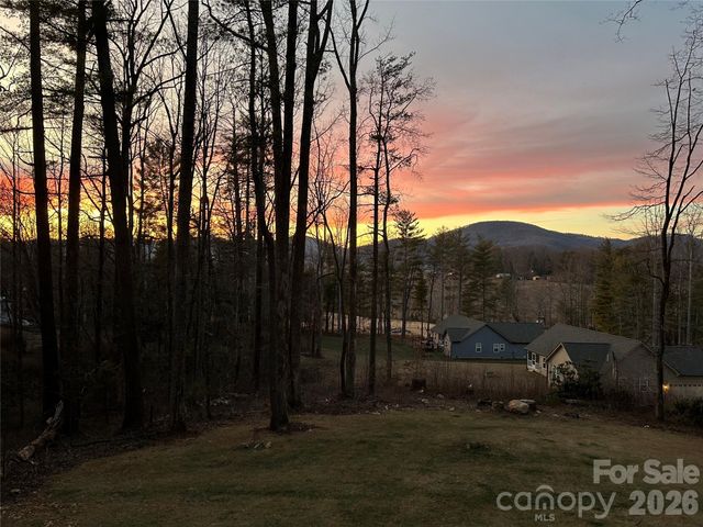 88 Pounding Mill None, Hendersonville, NC 28792
