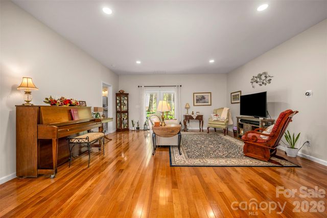 88 Pounding Mill None, Hendersonville, NC 28792