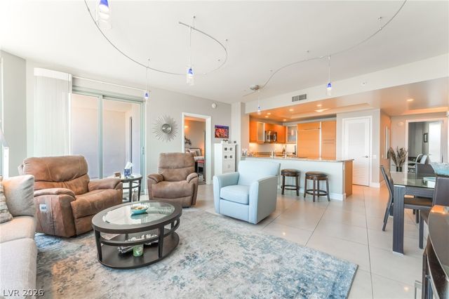 322 Karen Avenue 2201, Las Vegas, NV 89109
