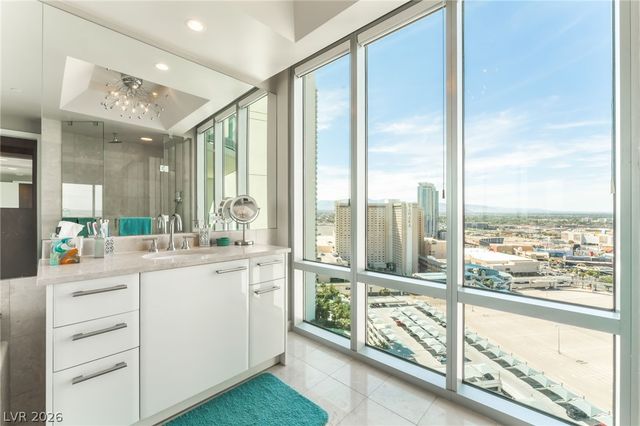 322 Karen Avenue 2201, Las Vegas, NV 89109