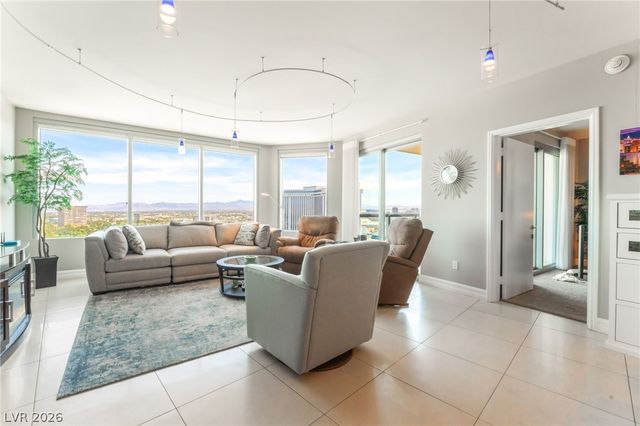 322 Karen Avenue 2201, Las Vegas, NV 89109