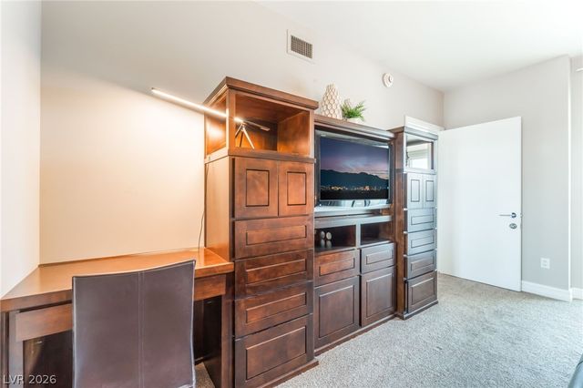 322 Karen Avenue 2201, Las Vegas, NV 89109