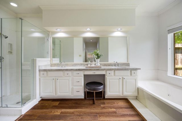 1327 Mission Chase Drive, Houston, TX 77077