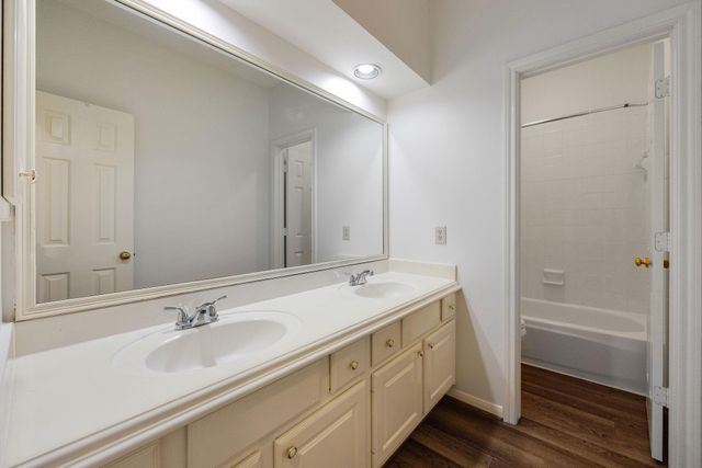 1327 Mission Chase Drive, Houston, TX 77077