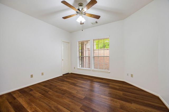 1327 Mission Chase Drive, Houston, TX 77077