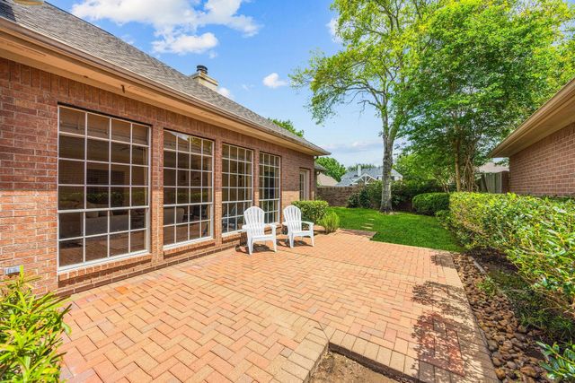 1327 Mission Chase Drive, Houston, TX 77077