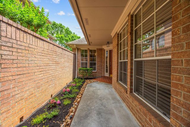 1327 Mission Chase Drive, Houston, TX 77077