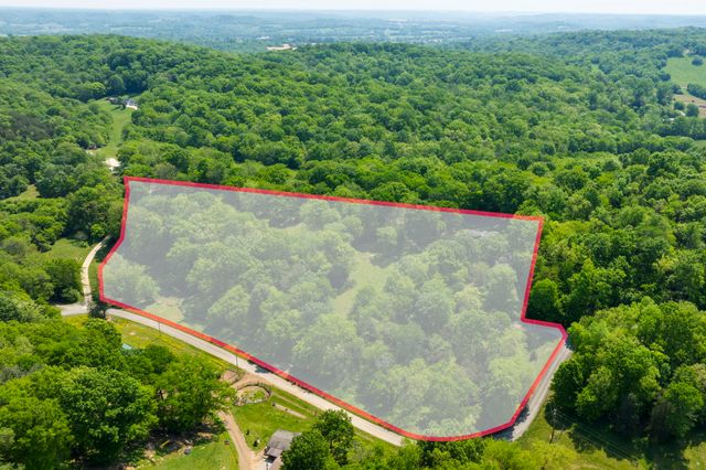 380 Mt Olive Cemetery Rd, Lynnville, TN 38472