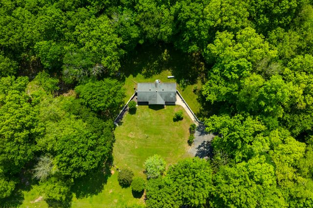 380 Mt Olive Cemetery Rd, Lynnville, TN 38472