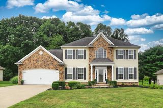77 Woodlake Trail, Mount Vernon, OH 43050