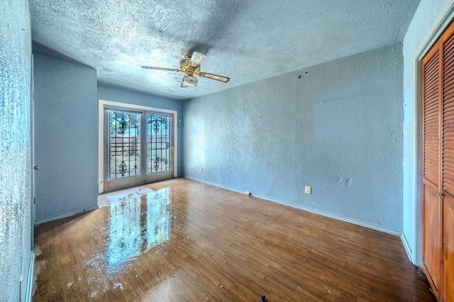3232 Wilbarger Drive, Dallas, TX 75227