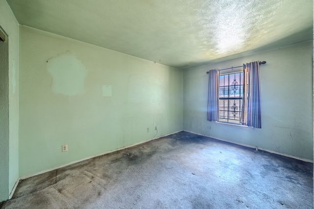 3232 Wilbarger Drive, Dallas, TX 75227