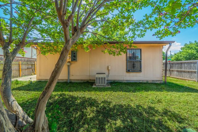 3232 Wilbarger Drive, Dallas, TX 75227