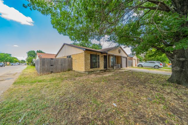 3232 Wilbarger Drive, Dallas, TX 75227