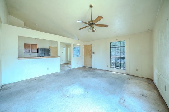 3232 Wilbarger Drive, Dallas, TX 75227
