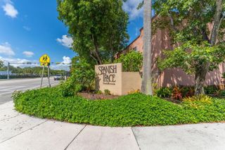 10832 N Kendall Dr U1, Miami, FL 33176