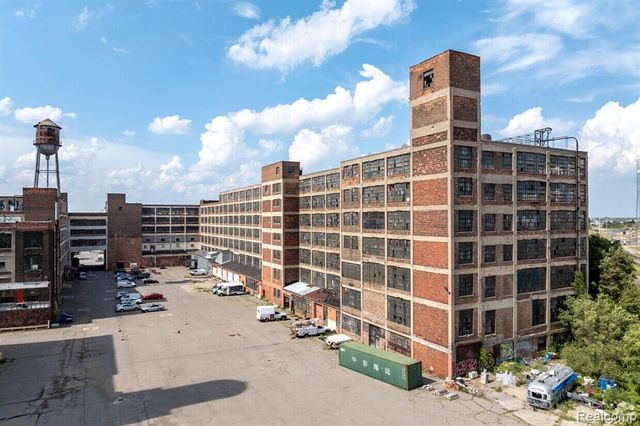 1600 Clay Street, Detroit, MI 48211