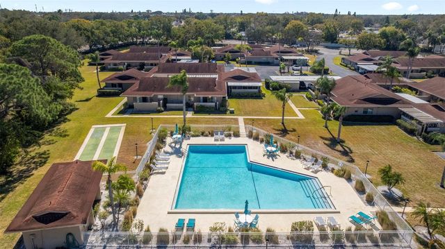 2484 LAURELWOOD DRIVE A, Clearwater, FL 33763