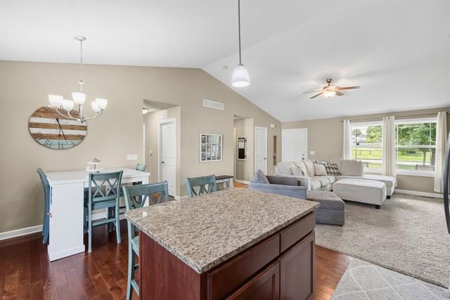 5458 SE 27th Street, Des Moines, IA 50320