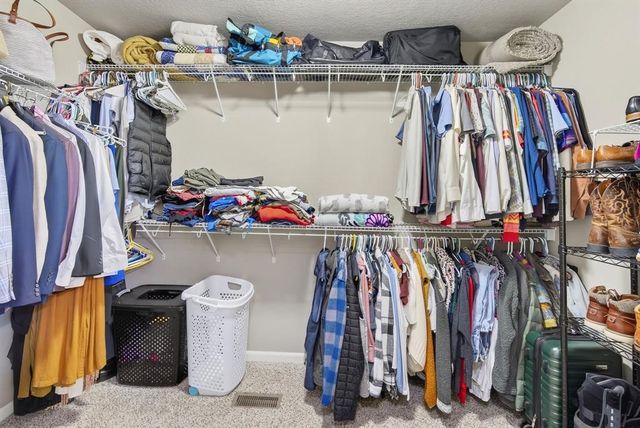 5458 SE 27th Street, Des Moines, IA 50320