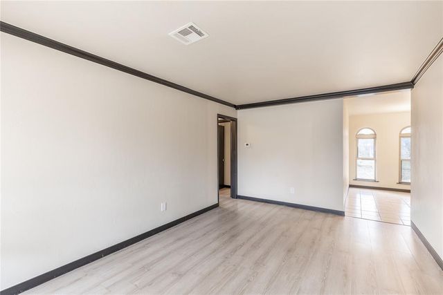 1903 Fox Avenue, Moore, OK 73160