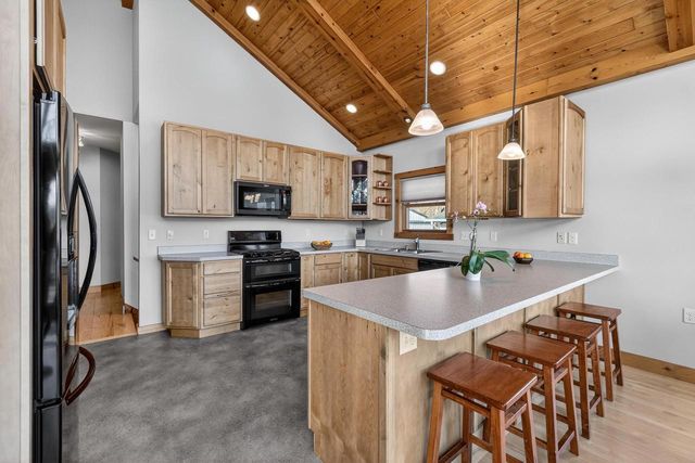 W11323 County Road V, Lodi, WI 53555