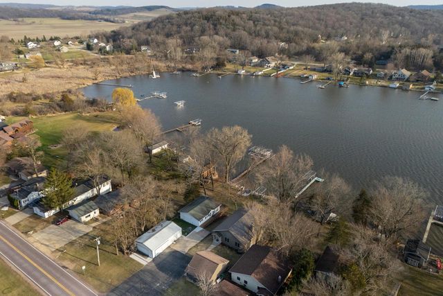 W11323 County Road V, Lodi, WI 53555