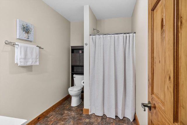 W11323 County Road V, Lodi, WI 53555