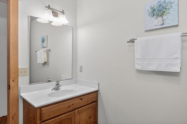 W11323 County Road V, Lodi, WI 53555