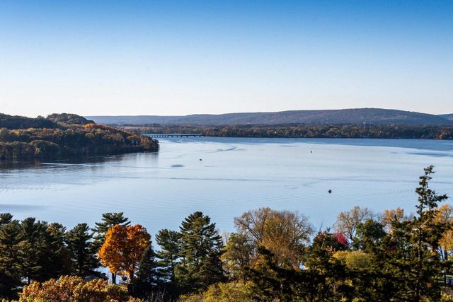 W11323 County Road V, Lodi, WI 53555