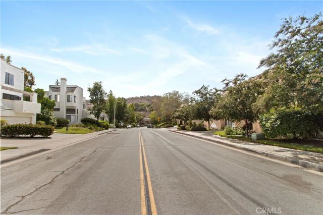 5722 E Stillwater 11, Orange, CA 92869