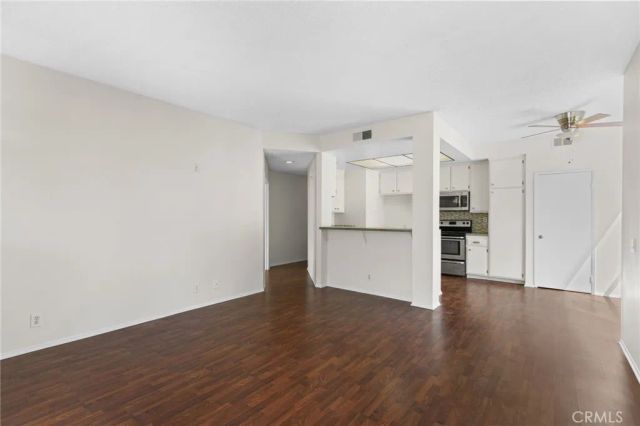 5722 E Stillwater 11, Orange, CA 92869