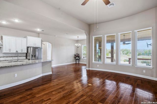 287 Cascade Trail, Castroville, TX 78009