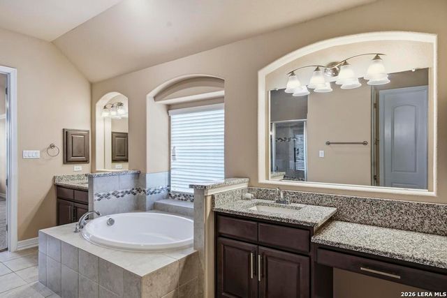 287 Cascade Trail, Castroville, TX 78009