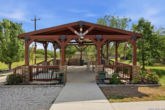 287 Cascade Trail, Castroville, TX 78009