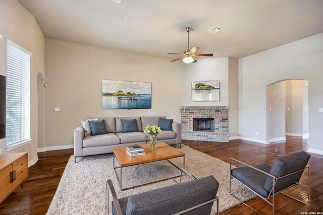 287 Cascade Trail, Castroville, TX 78009