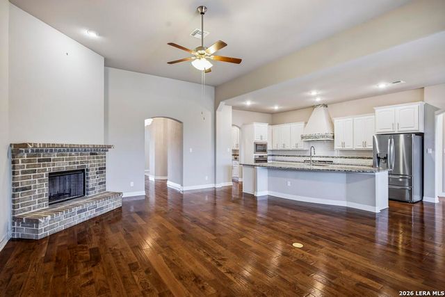 287 Cascade Trail, Castroville, TX 78009