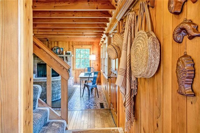 24085 Alpine, Crestline, CA 92325