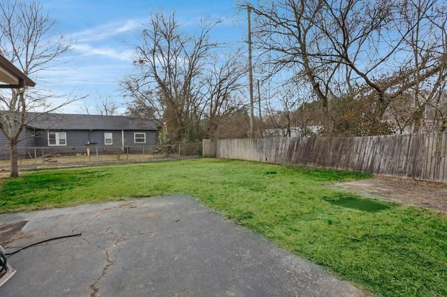 2109 Lyndon Avenue, Chattanooga, TN 37415