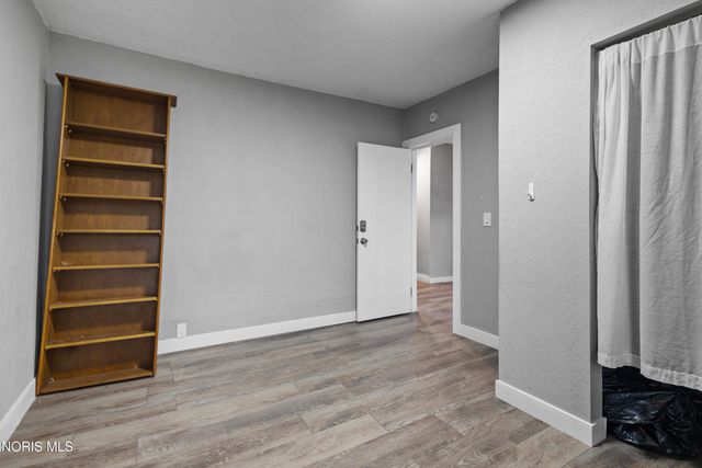 122 Columbia Street, Toledo, OH 43620