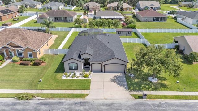 2932 BLACKWATER CREEK DR, Lakeland, FL 33810
