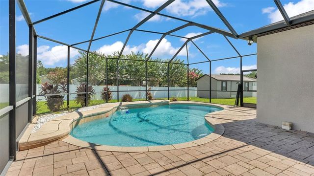 2932 BLACKWATER CREEK DR, Lakeland, FL 33810