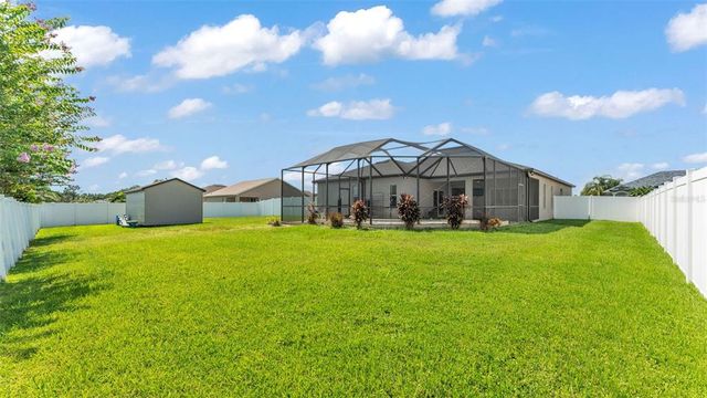 2932 BLACKWATER CREEK DR, Lakeland, FL 33810