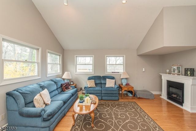 46 Myrtle Ave, Frankford Twp., NJ 07826