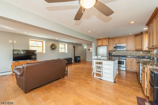 46 Myrtle Ave, Frankford Twp., NJ 07826