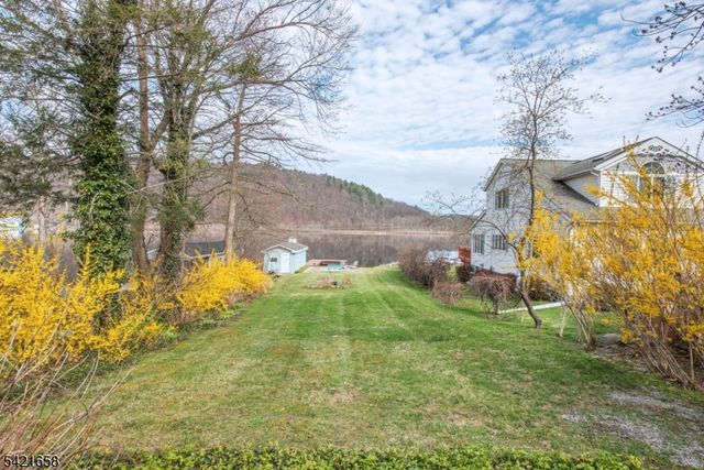 46 Myrtle Ave, Frankford Twp., NJ 07826